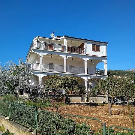 Blaz דירה סגט ווראנייצה